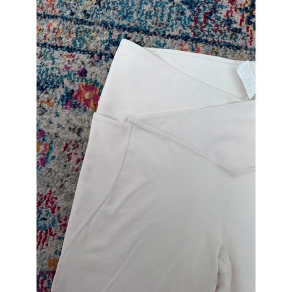 NWT Fabletics High Waisted Oasis Pureluxe Crossover 7/8 Legging Sz L - Picture 7 of 7